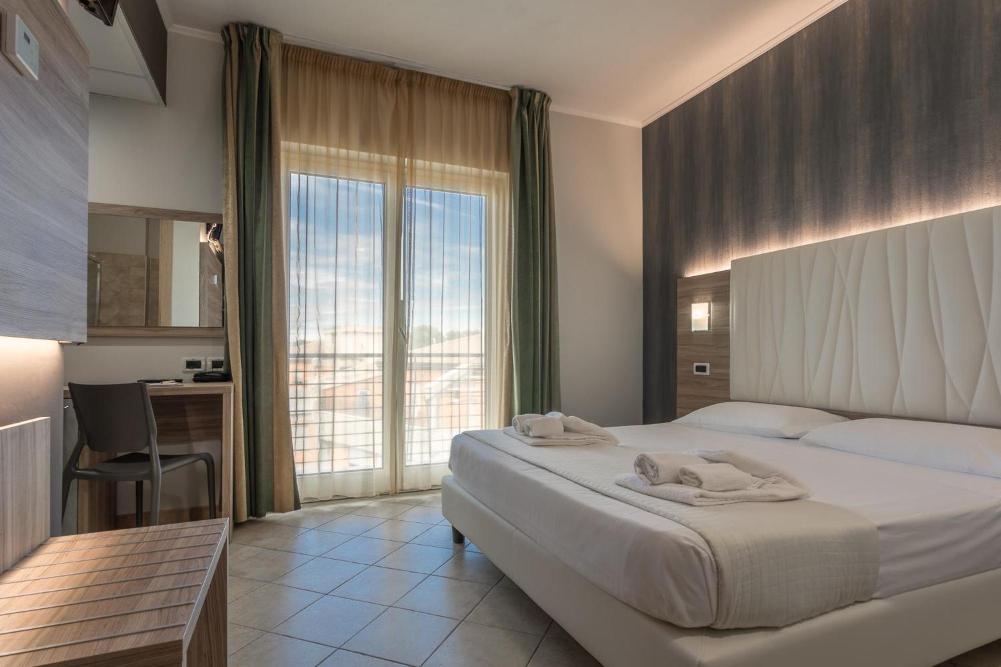 Hotel Prestige Montesilvano Marina Exteriér fotografie
